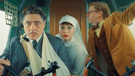 El sofisticado disparate de Wes Anderson en 'La trama fenicia', y el 'thriller' brasileño 'Un agente secreto'