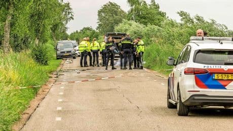 Twee lichamen gevonden in te water geraakte auto in Vinkeveen