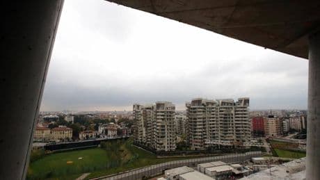 Fuoco a CityLife, salvi mamma e bimbi