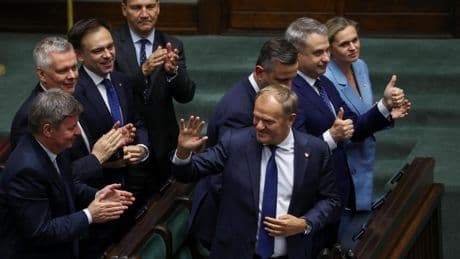 Tusk gana la moción de confianza del Parlamento de Polonia tras el desastre en las presidenciales