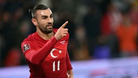 Serdar Dursun 33 yaşında Süper Lig'e döndü