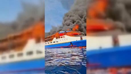 Les images effroyables de l’incendie meurtrier d’un ferry en Indonésie