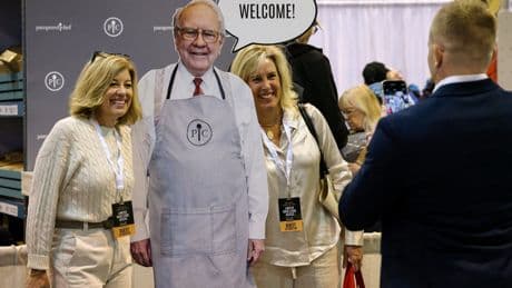 Warren Buffett hace una enmienda a la totalidad a Trump: “El comercio no debería ser un arma”