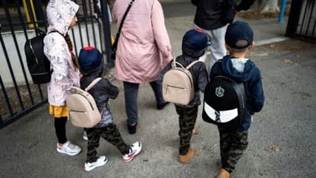 "J’ai vécu un choc émotionnel": deux élèves oubliées après une sortie scolaire dans le Doubs, une enquête ouverte