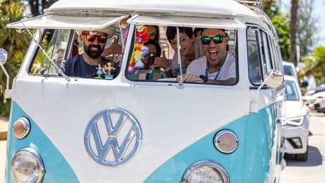 La Volkswagen T1 celebra 75 años de historia en la FurgoVolkswagen 2025