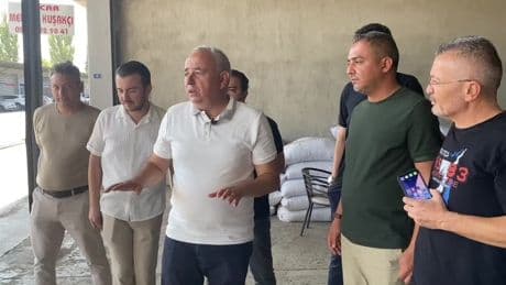 "Üzüm üreticisi kaderine terk edilemez"