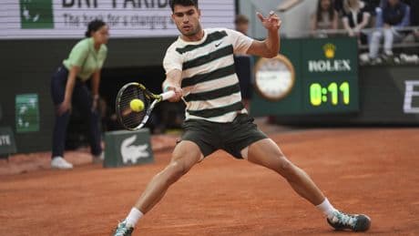 Alcaraz-Mussetti: a qué hora juega y dónde ver por tv y online las semifinales de Roland Garros
