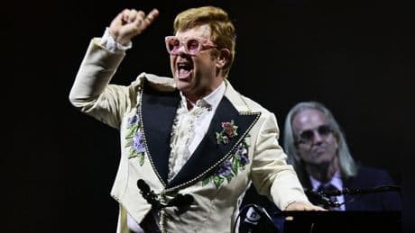Elton John: Musiklegende landet zehntes Nummer-eins-Album