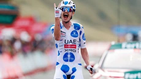 Jay Vine repite victoria y Vingegaard se viste de rojo en la décima etapa de La Vuelta