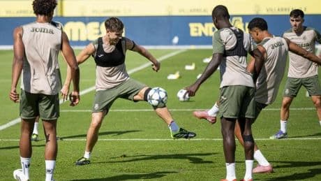Un Tottenham acorazado examina el retorno a la Champions del Submarino