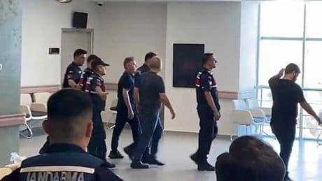 Muhittin Böcek hastaneye kaldırıldı