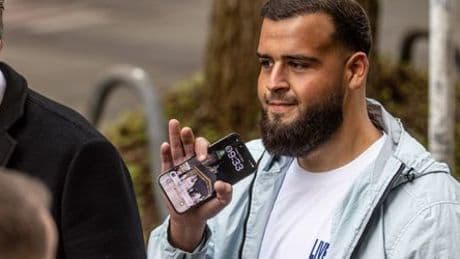 Ordnungshaft für Rapper Fat Comedy wegen erneuter Verbreitung seines Pocher-Videos