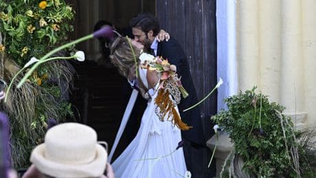 La romántica boda de Belén Écija y Jaime Sánchez en Menorca