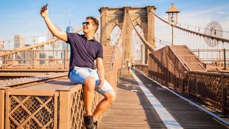 Voyages aux États-Unis : pourquoi les Européens ralentissent, mais pas (tout à fait) les Français