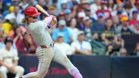 Baseball: Zuschauerin klaut Jungen den Ball seiner Idole – und wird zur Hassfigur