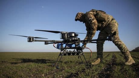 L'Ukraine mène une «opération spéciale d'ampleur» contre l'aviation militaire russe