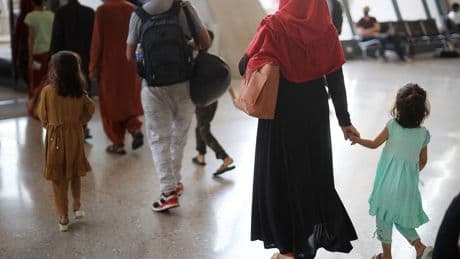 Afghanistan : privée de ses employées, l’ONU suspend l’aide aux Afghans de retour au pays