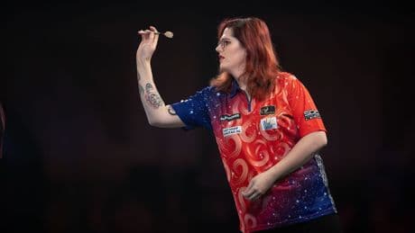 Dartsbond WDF weert trans vrouwen definitief uit vrouwencompetitie