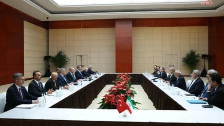 Erdoğan, İran Cumhurbaşkanı Pezeşkiyan ile görüştü