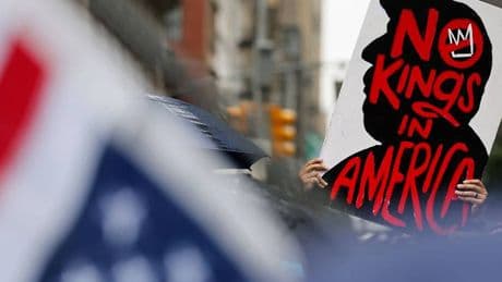 „No Kings“-Proteste: Vereint ein Slogan die USA gegen Trump?
