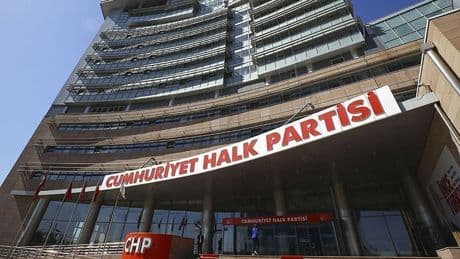 CHP'de sular durulmuyor… İlçe Başkanı şaibeye dayanamadı istifa etti