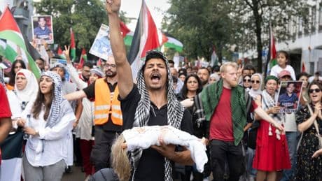 Demonstration: Tausende demonstrieren in Frankfurt gegen Gaza-Krieg