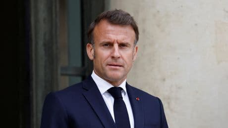 «Il ne peut pas s’en empêcher» : comment Macron tente un retour au premier plan avec son grand oral sur TF1