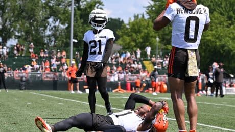 Browns’ starter Martin Emerson to miss season after brutal injury: ‘Really tough to watch’