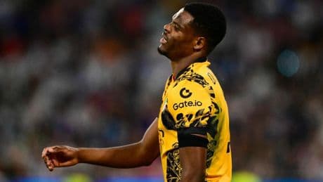 Verslagenheid bij Denzel Dumfries na vernedering in Champions League-finale: ’Een zwarte dag’