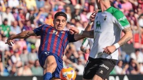 Eldense es el último descendido a pesar del punto rescatado contra el Racing