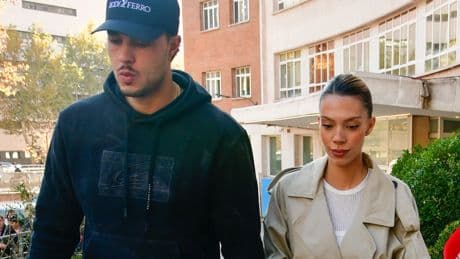 La llamativa imagen y actitud de Alejandra Rubio y Carlo Costanzia cuando creen que nadie les ve: &quot;Diferencia abismal&quot;