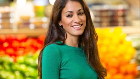 A sports dietitian shares 6 meals and snacks she eats for stronger muscles and more energy