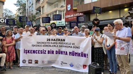 İzmir’de hak savunucusu kurumlardan ortak açıklama: “İşkencesiz bir dünya mümkün”