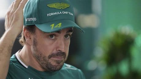 Enfado monumental de Alonso con su equipo por no hacerle caso: "Tenía que haber peleado por el podio con Hamilton"