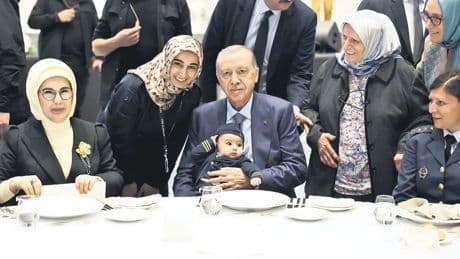 Her zaman annelerimizin yanında olduk