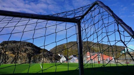 Niemand wil Groenland hebben: voetbalelftal van grootste eiland ter wereld is nergens welkom