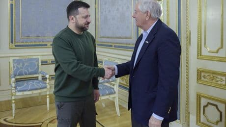 États-Unis : Lindsey Graham, un sénateur républicain en campagne contre la Russie