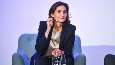 Amélie Oudéa-Castéra réclame 9 000 euros par mois pour prendre la tête Comité national olympique, une fonction traditionnellement bénévole