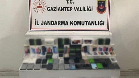 2 milyon lira değerinde kaçak telefon ele geçirildi