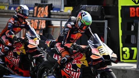 Los KTM Binder y Acosta impresionan a los Márquez en la Práctica de Montmeló