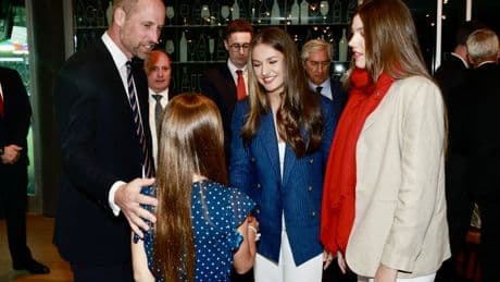 Las fotos de Leonor y Sofía con Guillermo y Carlota en la final: La realeza se vuelca con el fútbol femenino