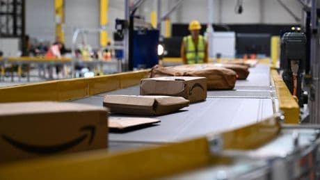 Online-Handel: Missbrauch mit Preisvorgaben? Kartellamt mahnt Amazon ab