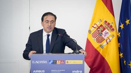 Albares viaja el jueves que viene a Washington invitado por el Departamento de Estado, a un mes de la cumbre de la OTAN
