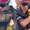 Jonas Vingegaard wordt na finish op Ventoux ten val gebracht door fotograaf: “Verdomde idioot”