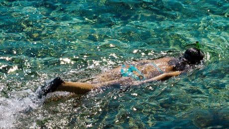Kirli deniz de havuz da enfeksiyon nedeni!