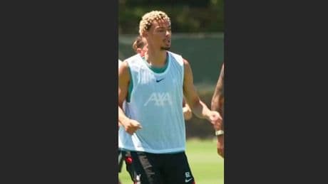 SHort Liverpool Training - Ex-Bundesliga-Trio wirbelt im Liverpool-Training