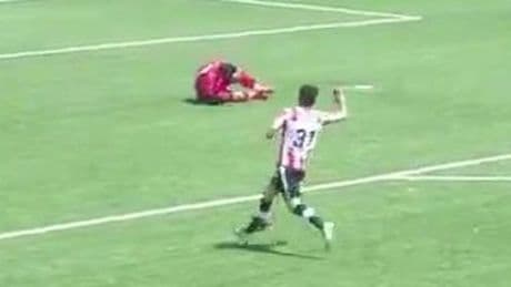 Dani Güiza, de 44 años, decide no marcar gol a portería vacía por 'fair play'
