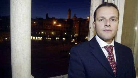 "Un poliziotto mi identificò". La deposizione del revisore sulla morte David Rossi