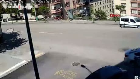 Konya’da meydana gelen 5.2’lik deprem Ankara’yı böyle salladı