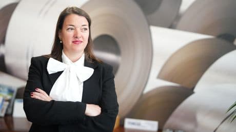 Carola Hermoso, directora general del 'lobby' del acero: "La industria no tiene incentivos para traer sus fábricas de vuelta a Europa"